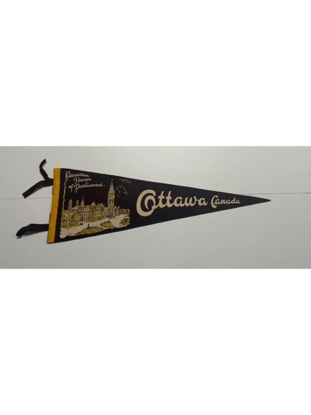 Vtg 1930-40’s Felt Pennant Canadian House of Parliament Ottawa